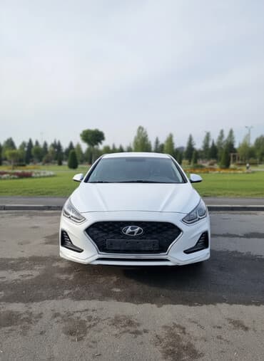 Hyundai Sonata: 2022 г., 2 л, Автомат, Газ, Седан