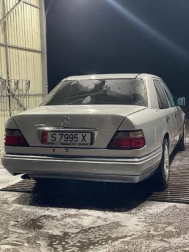 byd e9 2025: Mercedes-Benz W124: 1994 г., 2.8 л, Механика, Бензин, Седан — 5