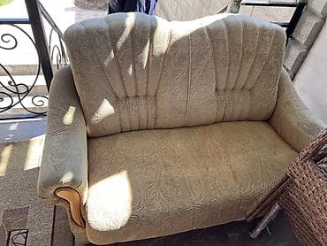 Прямой диван