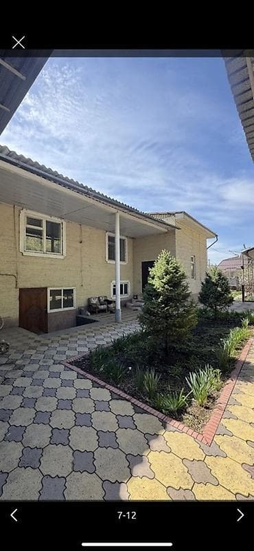 дом в центре бишкека: 180 м², 5 комнат — 10