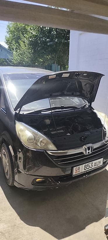 Продажа авто: Honda Stepwgn: 2005 г., 2 л, Бензин, Минивэн — 1