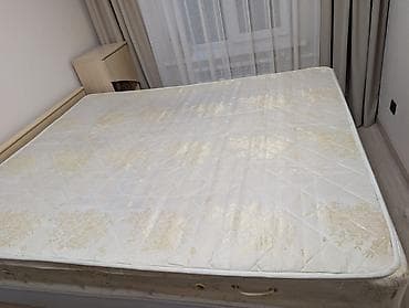 Отдам даром матрас 160*200. Старенький, пружинный, местами просел