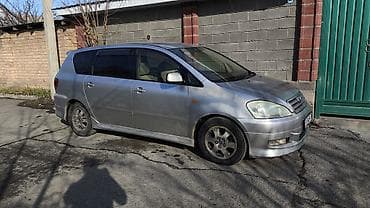 Toyota Ipsum: 2003 г., 2.4 л, Автомат, Бензин, Минивэн