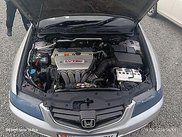 matiz 3: Honda Accord: 2003 г., Седан — 10