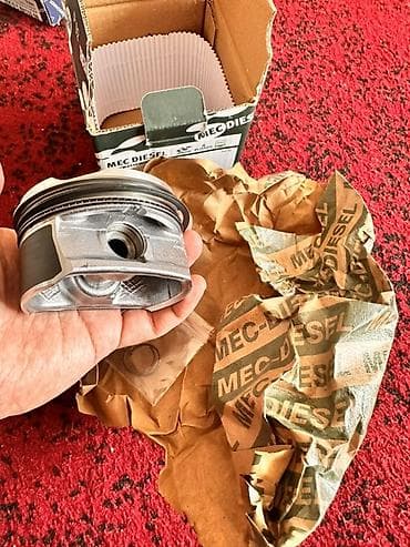 mini cooper: Поршни Mini 2011 г., Новый, Аналог, Турция — 1