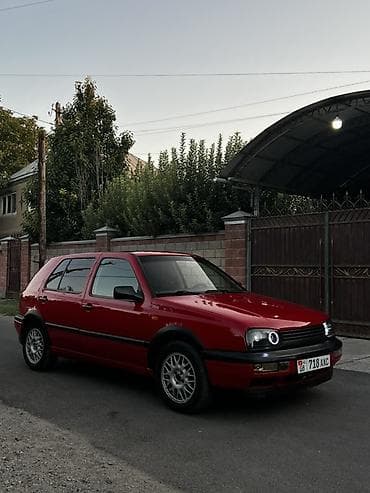 матз 3: Volkswagen Golf: 1995 г., Хэтчбэк — 1