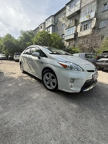 приус 2018: Toyota Prius: 2015 г., 1.8 л, Автомат, Гибрид, Хэтчбэк — 1