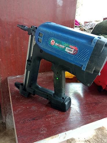 Газовый гвоздезабивной пистолет MPro Maximum Quality Tools (модель на
