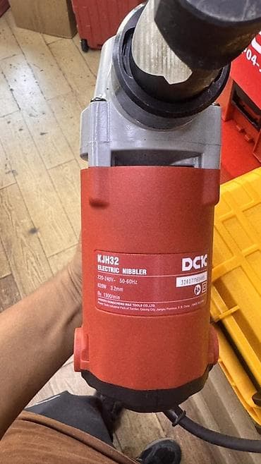 резчик металла: Электрические вырубные ножницы DCK KJH32 - Тип: Electric Nibbler — 4