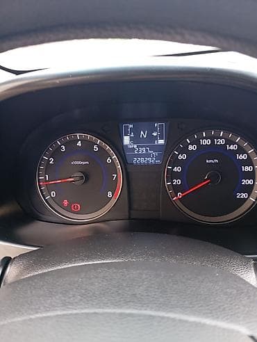 мерседес 2 9: Hyundai Solaris: 2015 г., 1.6 л, Автомат, Бензин, Седан — 6