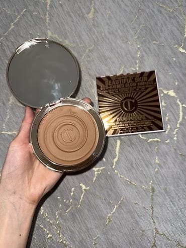 золотой ранет: Charlotte Tilbury Beautiful Skin Sun-Kissed Glow Bronzer - — 1