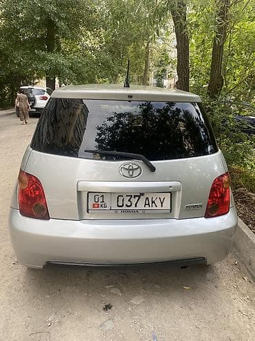 Продажа авто: Toyota Ist: 2004 г., 1.3 л, Автомат, Бензин, Хэтчбэк — 3