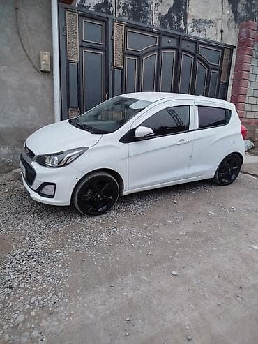 спарк 2012: Chevrolet Spark: 2016 г., 1 л, Автомат, Бензин, Хэтчбэк — 4