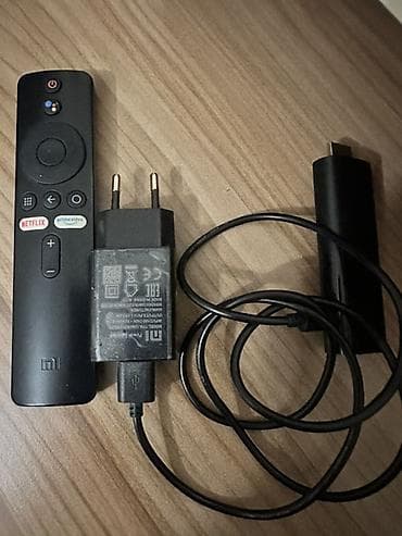 Xiaomi Mi TV Stick с пультом и блоком питания Компактный