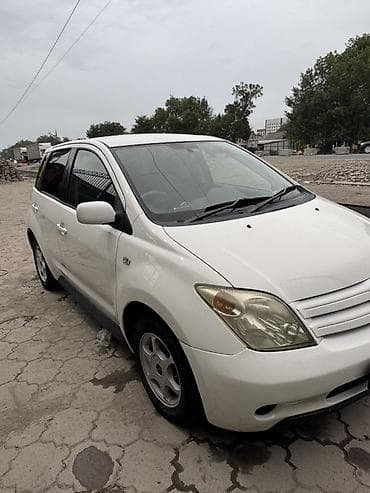 corolla runx: Toyota Ist: 2004 г., 1.3 л, Автомат, Бензин, Хэтчбэк — 2
