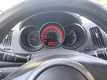 1: Kia Cerato: 2010 г., 1.6 л, Автомат, Бензин, Седан — 8