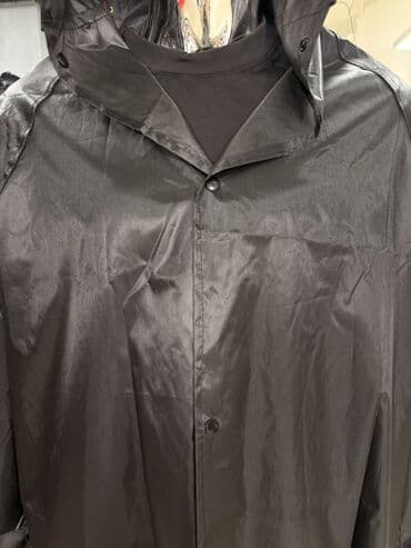 Дождевики: Дождевик-плащ с капюшоном, черный Адрес: Иса Ахунбаева 186/1 — 3