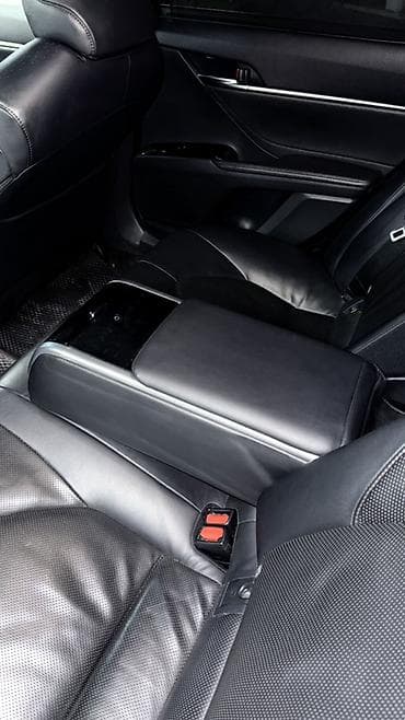 авто сатылат: Toyota Camry: 2018 г., Автомат, Бензин, Седан — 5