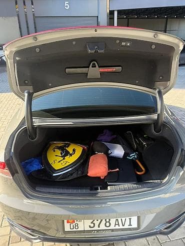 Продажа авто: Hyundai Grandeur: 2022 г., Седан — 2