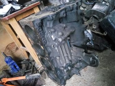 или меняю с доплатой мне: Продаю каленвал и блок на Паджеро 2 об 2.8 — 2