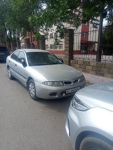 Mitsubishi Carisma: 2003 г., 1.8 л, Механика, Бензин, Хэтчбэк