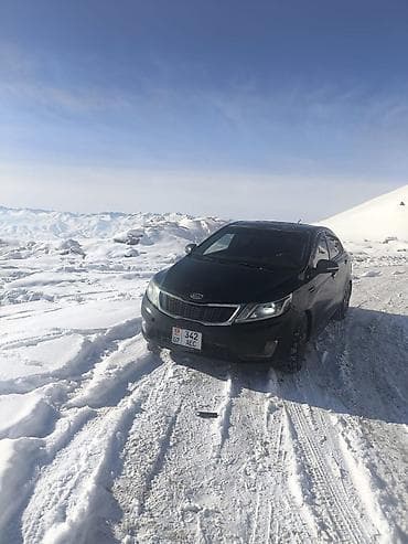 Kia Rio: 2015 г., 1.6 л, Автомат, Бензин, Седан at lalafo.kg Kia Rio: 2015 г., 1.6 л, Автомат, Бензин, Седан