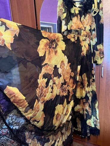 платья на прокат больших размеров: Вечернее платье, Классическое, Длинная модель, Шелк, С рукавами, Шлейф, 4XL, 5XL — 5