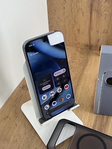google pxel 4: Google Pixel 10 Pro, Б/у, 512 ГБ, цвет - Синий, 1 SIM, eSIM — 6