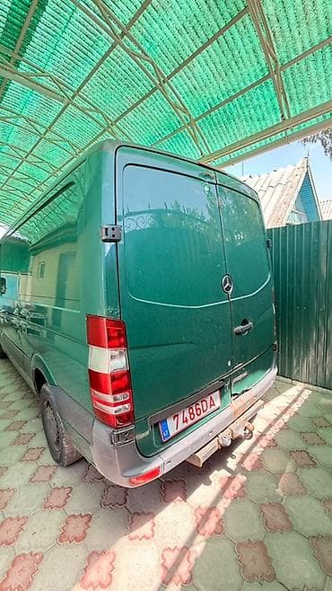 Легкий грузовик, Mercedes-Benz — 9