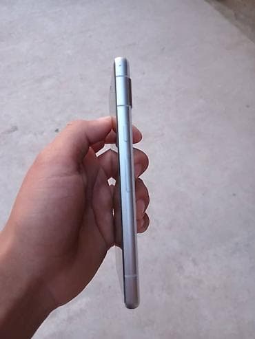 Google: Google Pixel 7a, Б/у, 128 ГБ, цвет - Белый, 1 SIM, eSIM — 3