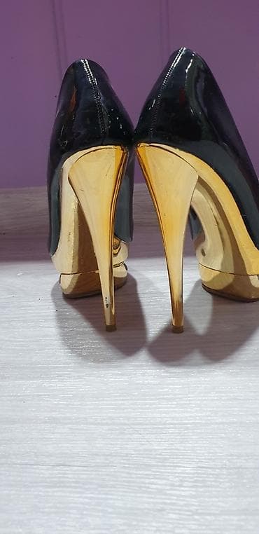 nike react: Продаю лаковые туфли в идеальном состоянии. Р-р:35 или 35,5 — 3