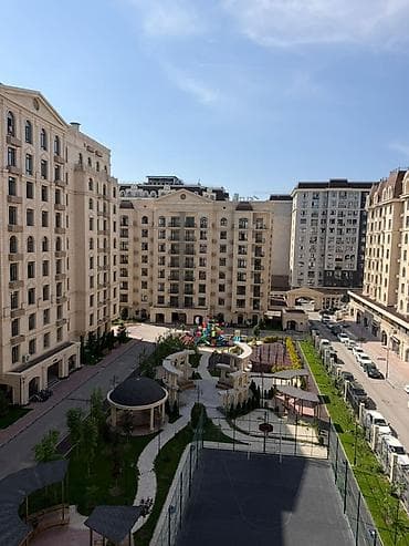 2 комнаты, 74 м²