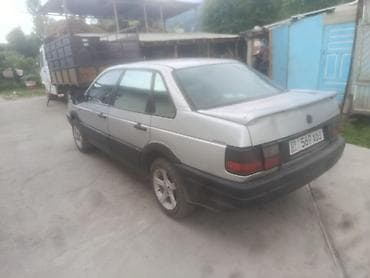 капот 21099: Volkswagen Passat: 1989 г., 1.8 л, Механика, Бензин, Седан — 3