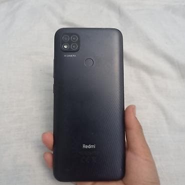 Смартфон Redmi Redmi9 в комплекте наушники проводные немножко лагает