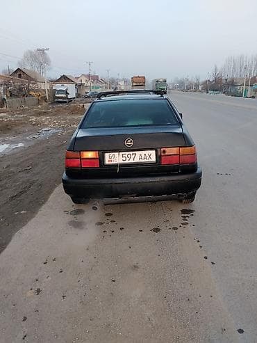 Volkswagen Vento: 1993 г., 1.8 л, Механика, Бензин, Седан — 4