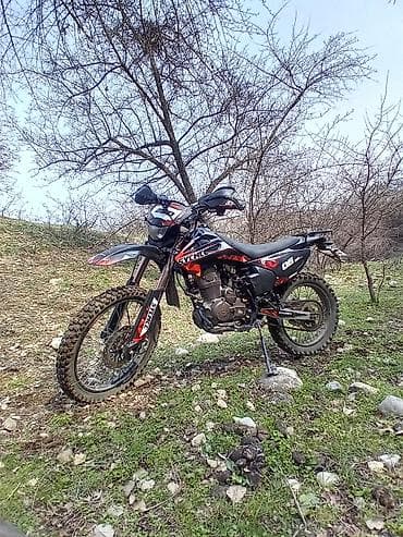 децкий квадроцикл: Эндуро-мотоцикл 250 куб мотор 172 мотор 105миң кеми бар - Тип — 2