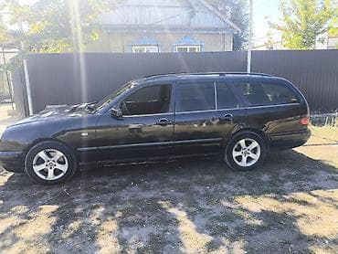 Mercedes-Benz E-Class: 1999 г., 2.9 л, Механика, Дизель, Универсал — 1