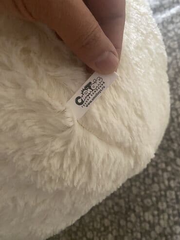 мишка теди: Большой плюшевый медведь кремового цвета. - Размер: очень крупный — 4