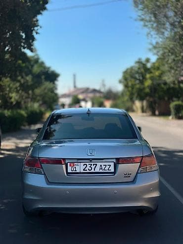 5: Honda Accord: 2009 г., 3.5 л, Автомат, Бензин, Седан — 7