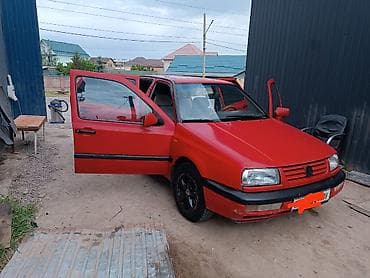 Volkswagen: Volkswagen Vento: 1994 г., 2 л, Кол менен иштөөчү, Бензин, Седан — 1
