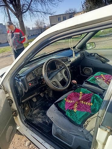 mitsubishi pajero 1: Volkswagen Passat Variant: 1989 г., Универсал — 7