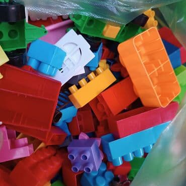 лего пластины: Продаю два пакета полных крупных пластиковых строительных блоков для — 9
