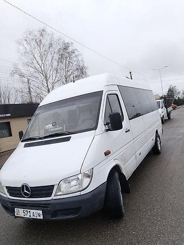 ми 10 с: Пассажирский микроавтобус Mercedes-Benz Sprinter (длинная база — 1