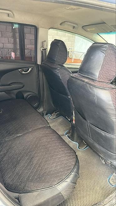 Honda Fit: 2008 г., 1.5 л, Автомат, Бензин, Хетчбек — 5