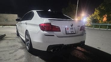 ручной каток: BMW Apple M5: 2013 г., 4.4 л, Робот, Бензин, Седан — 3