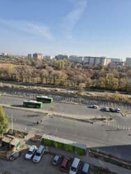 продаю дом в токмаке: 2 комнаты, Риэлтор, Без подселения, С мебелью частично — 8