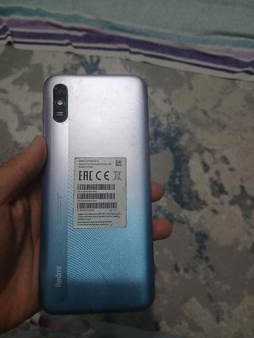 ayfon se: Смартфон с каплевидным вырезом экрана, синий корпус. Характеристики и — 5