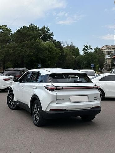byd w6: Weltmeister 2022 г., 105000 км, Передний, В наличии — 3