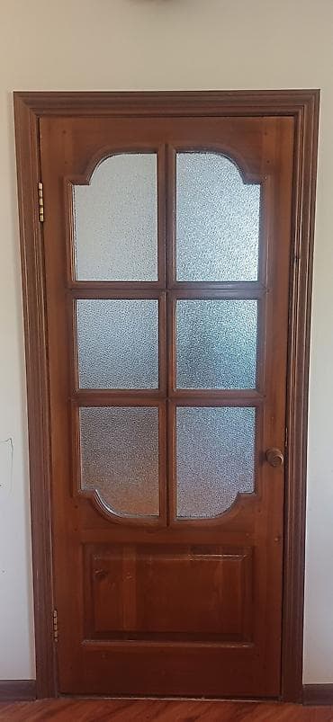 установка межкомнатные двери: Двери для домов и квартир, Деревянная, Одностворчатая, Со стеклом, цвет - Коричневый — 1