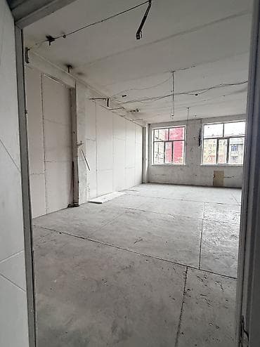 кресло парикмахерская: Сдаю помещение 140 метров квадратных, светлое - под швейный цех или — 2